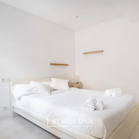 Myhousespain - Piso Con Terraza En El Centro Gijón